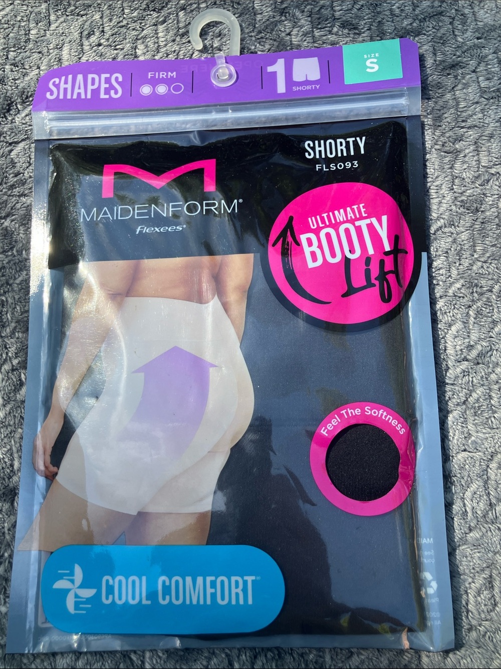 Maidenform Shapes Shorty Booty Lift. Black, Size Small